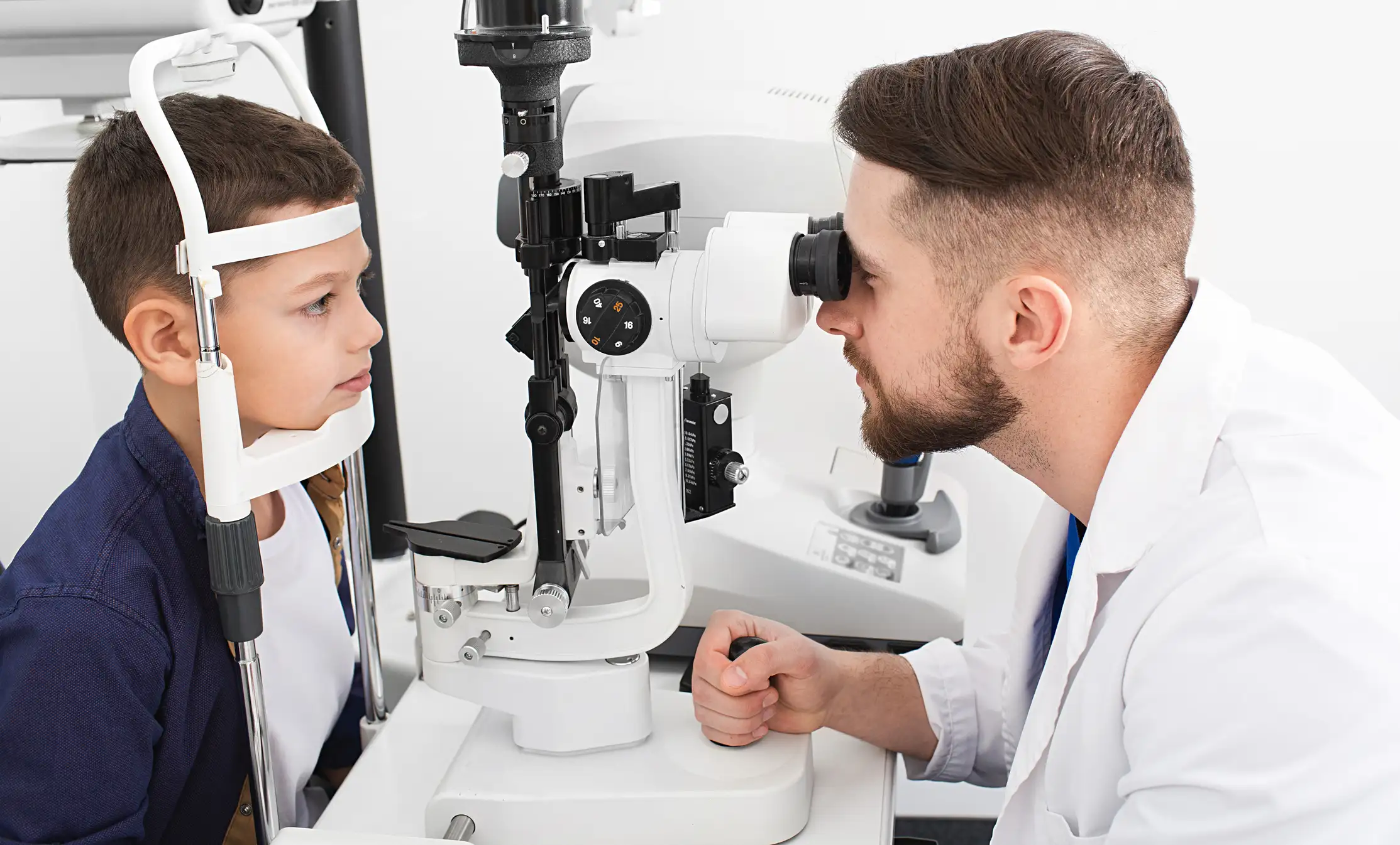 Генная терапия возвращает зрение детям с редкой формой дистрофии сетчатки